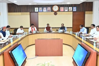 छत्तीसगढ़ कैबिनेट बैठक में बड़ा फैसला: नवा रायपुर बनेगा आईटी हब, गरीब परिवारों को दिसंबर तक मिलेगा चना
