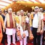 मुख्यमंत्री विष्णु देव साय और विधानसभा अध्यक्ष डॉ. रमन सिंह ने रायपुर की भव्य कांवड़ यात्रा में हुए शामिल, रूद्राभिषेक कर प्रदेशवासियों की सुख-समृद्धि की कामना